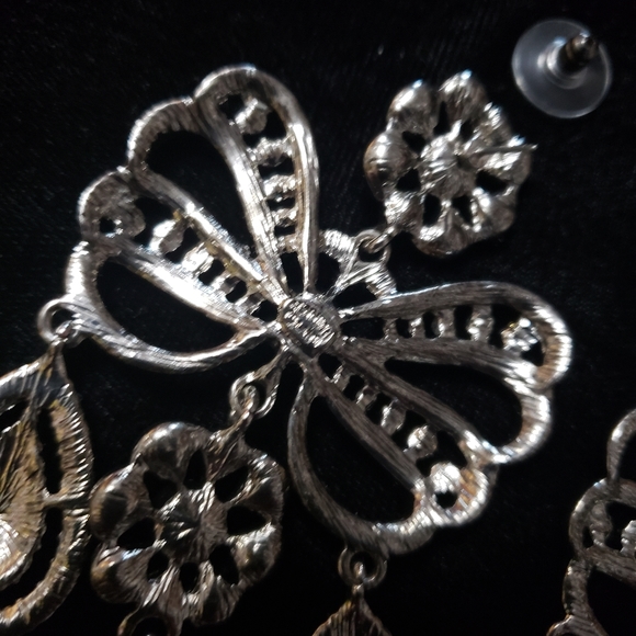 Kenneth Jay Lane - Picture 5 of 11